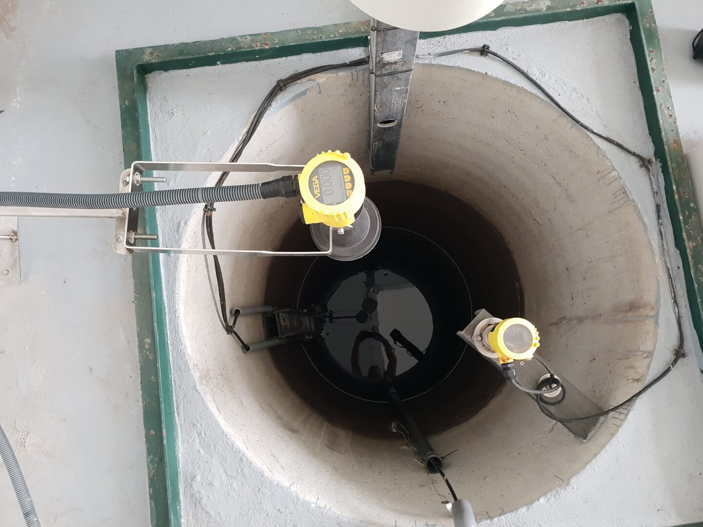 Tide gauge station